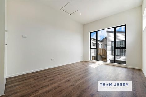 Photo of property in 27 Survila Street, Papakura, 2110