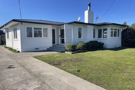 Photo of property in 1 Palmerston Road, Havelock North, 4130
