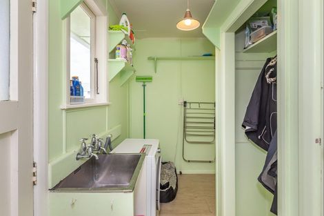 Photo of property in 12 Te Kiri Street, Himatangi Beach, Foxton, 4891