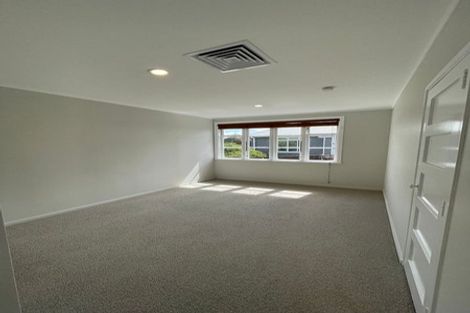 Photo of property in 58 Tahapa Crescent, Meadowbank, Auckland, 1072