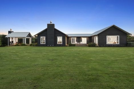 Photo of property in 215 Omaha Flats Road, Point Wells, Warkworth, 0986