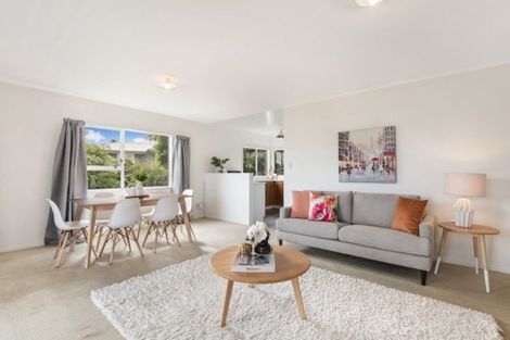 Photo of property in 2/58 Opaheke Road, Opaheke, Papakura, 2113