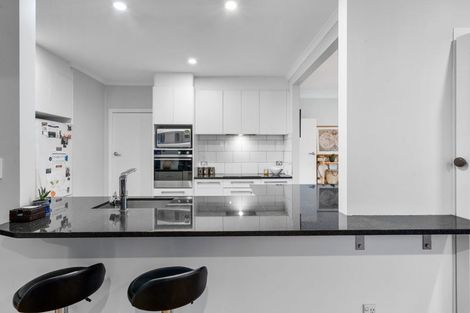 Photo of property in 24 Rothery Road, Hillpark, Auckland, 2102