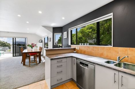 Photo of property in 203 Muritai Road, Eastbourne, Lower Hutt, 5013