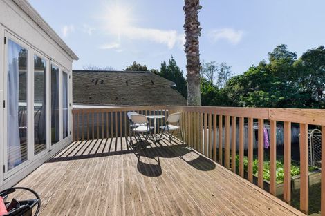 Photo of property in 218 Hillcrest Road, Hillcrest, Hamilton, 3216