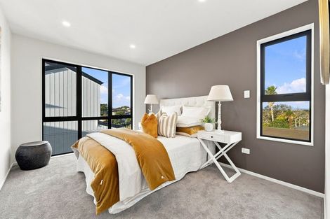 Photo of property in 8b Stanley Avenue, Milford, Auckland, 0620
