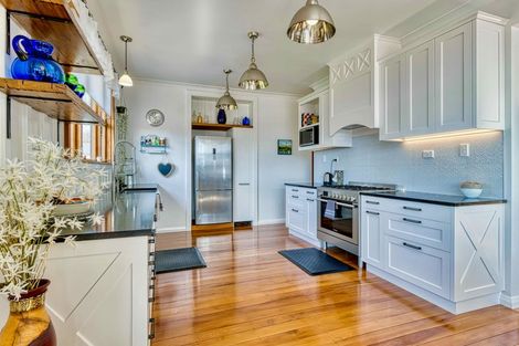 Photo of property in 14 Simla Avenue, Havelock North, 4130