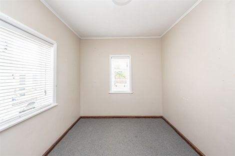 Photo of property in 63 Selwyn Crescent, College Estate, Whanganui, 4500