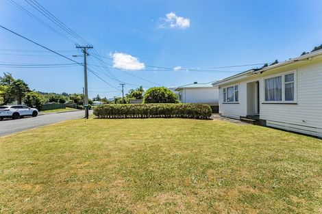 Photo of property in 53 Peel Place, Wainuiomata, Lower Hutt, 5014