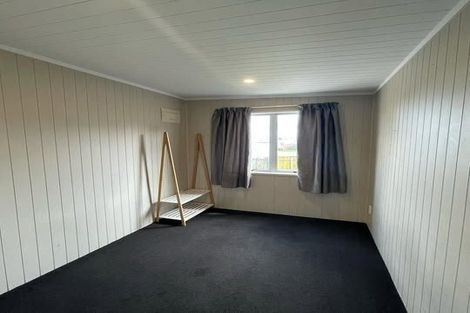 Photo of property in 2 Caserta Place, Clover Park, Auckland, 2023