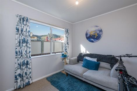 Photo of property in 2/7 Rimu Street, Toi Toi, Nelson, 7010