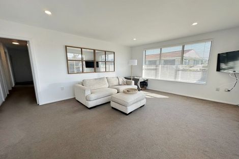 Photo of property in 9 Rolfe Place, Bishopdale, Christchurch, 8053