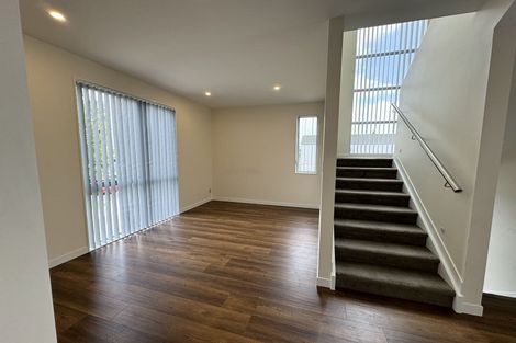 Photo of property in 30 Nephrite Lane, Henderson, Auckland, 0610