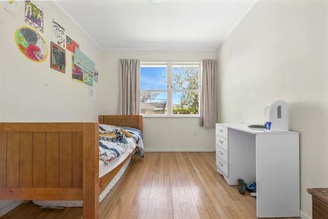 Photo of property in 3 La Trobe Street, Pakuranga Heights, Auckland, 2010