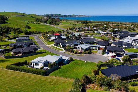 Photo of property in 37 Greenburn Way, Kaikoura Flat, Kaikoura, 7371