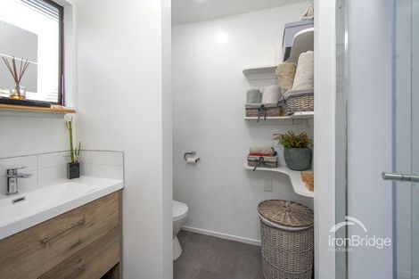 Photo of property in 10 Osmond Lane, Mount Pleasant, Christchurch, 8081