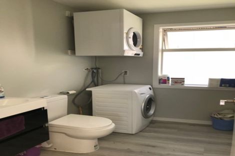 Photo of property in 35b Herald Street, Berhampore, Wellington, 6023