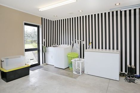 Photo of property in 111 Taiepa Road, Otatara, Invercargill, 9879