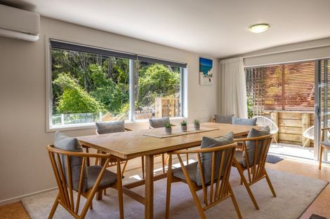 Photo of property in 142 Waiheke Road, Waiheke Island, 1971