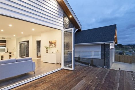 Photo of property in 36 Celestial Crescent, Orewa, 0931