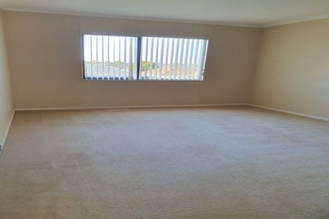 Photo of property in 14 Shankill Place, East Tamaki, Auckland, 2013