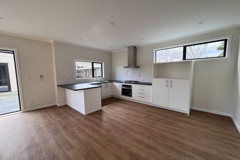 Photo of property in 392a Cambridge Terrace, Naenae, Lower Hutt, 5011