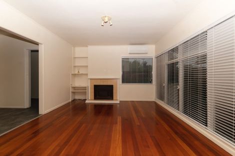 Photo of property in 2/164 Forrest Hill Road, Forrest Hill, Auckland, 0620