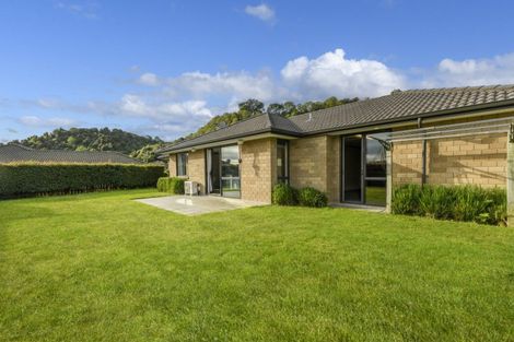 Photo of property in 10 Bathurst Crescent, Pyes Pa, Tauranga, 3112