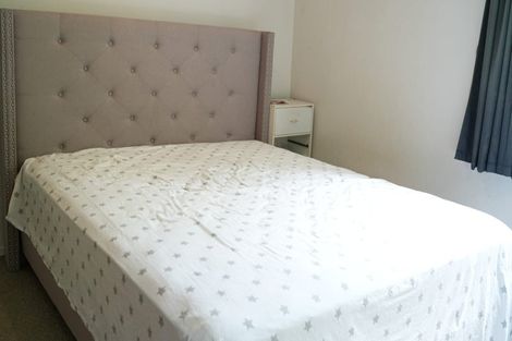 Photo of property in 35 Matipo Road, Mairangi Bay, Auckland, 0630