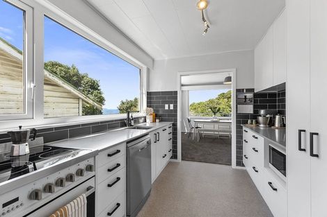 Photo of property in 32 Tavistock Road, Melrose, Wellington, 6023
