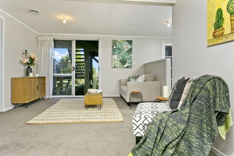 Photo of property in 108 Hibiscus Coast Highway, Red Beach, 0932