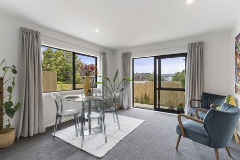 Photo of property in 24a Hayman Place, Beach Haven, Auckland, 0626