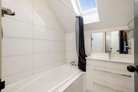 Photo of property in 74c Glandovey Road, Fendalton, Christchurch, 8052