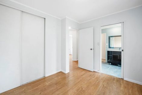 Photo of property in 1 Skelton Avenue, Randwick Park, Auckland, 2105