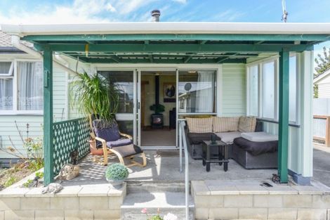 Photo of property in 21 Cottrell Crescent, Onekawa, Napier, 4110
