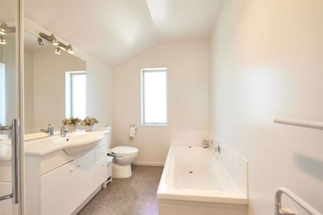 Photo of property in 8c Renoir Drive, Rolleston, 7614