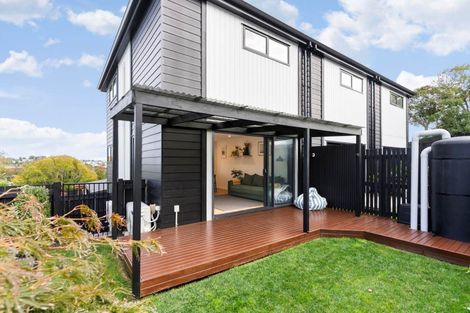 Photo of property in 1b Stott Avenue, Birkdale, Auckland, 0626