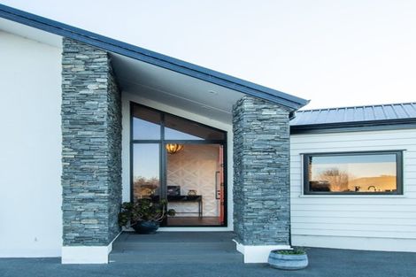 Photo of property in 15 Longwood Drive, Winton, 9720