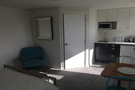 Photo of property in 3 Stafford Street, Mount Victoria, Wellington, 6011