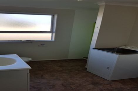 Photo of property in 2/47 Lanark Crescent, Tamatea, Napier, 4112