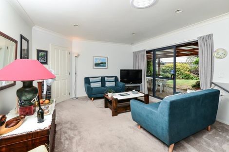 Photo of property in 22 Halcione Close, Flagstaff, Hamilton, 3210