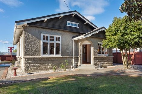 Photo of property in 1 Camp Street, Heretaunga, Upper Hutt, 5018