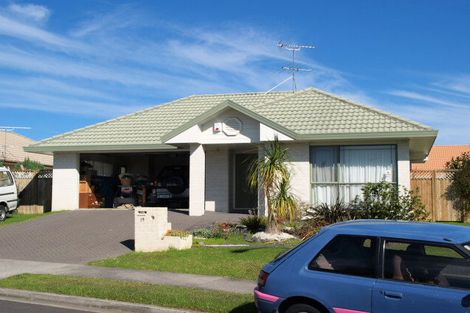 Photo of property in 19 Casabella Court, Northpark, Auckland, 2013