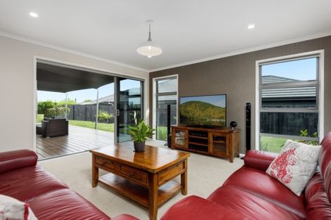 Photo of property in 63 Benmore Crescent, Pyes Pa, Tauranga, 3112
