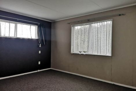 Photo of property in 23 Everglade Drive, Goodwood Heights, Auckland, 2105