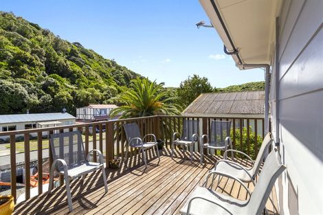 Photo of property in 65 Rangituhi Crescent, Takapuwahia, Porirua, 5022