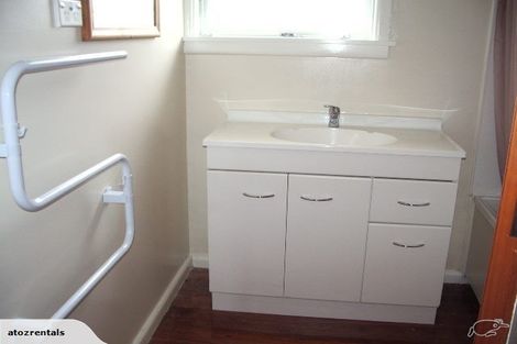 Photo of property in 102 Teesdale Street, Burnside, Christchurch, 8053