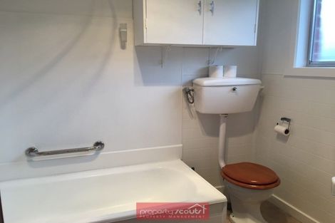 Photo of property in 31 Cliffs Road, Saint Clair, Dunedin, 9012