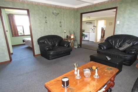 Photo of property in 10 Fonblanque Street, Westport, 7825