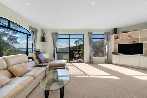 Photo of property in 43b Island Bay Road, Beach Haven, Auckland, 0626